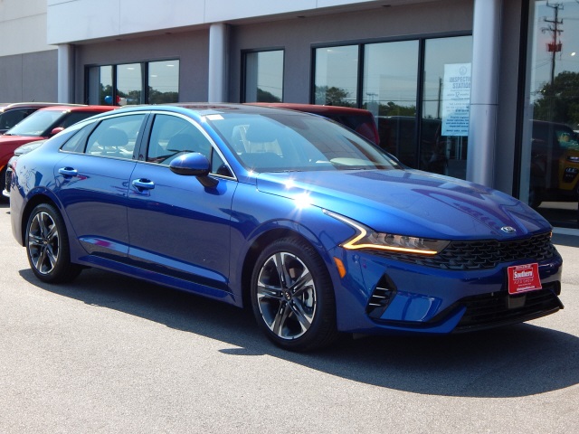 Kia k5 blue